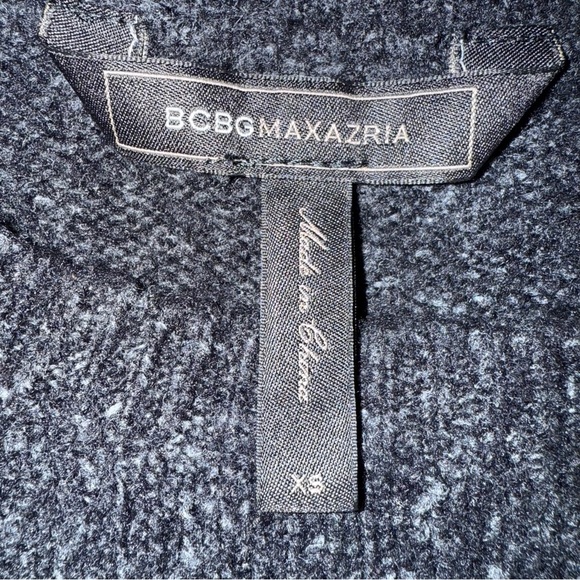 BCBG Maxazria Cropped Sweater Wool Blend Black Charcoal Loose Fit Women's Sz XS - Picture 6 of 7